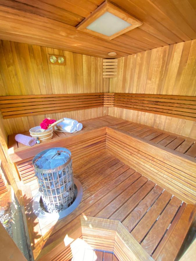 Vacon Var-Lak Vendeghaz / Bird Nest Vac Luaran gambar